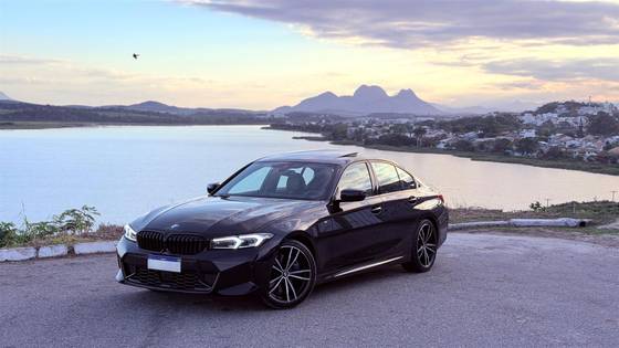 BMW 320i 2.0 16V TURBO FLEX M SPORT AUTOMÁTICO BMW 320i 2.0 16V TURBO FLEX M SPORT AUTOMÁTICO